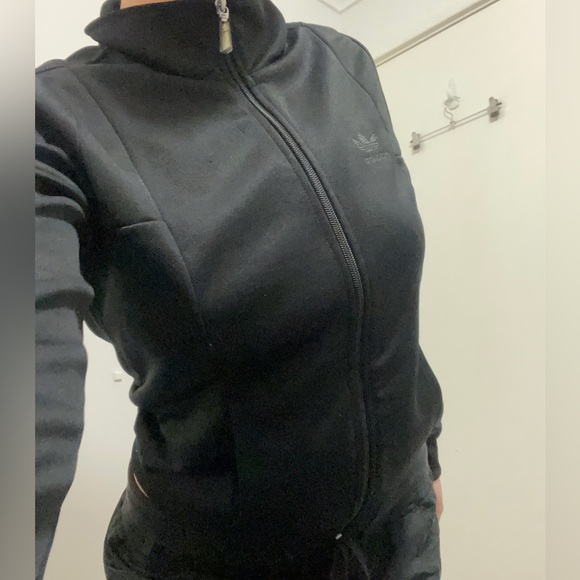 Adidas Jumper Size 10 - Picture 3 of 8